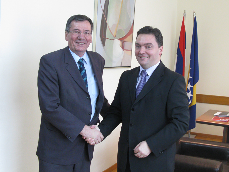 Predsjedavajući Doma naroda Staša Košarac razgovarao s ambasadorom Srbije 